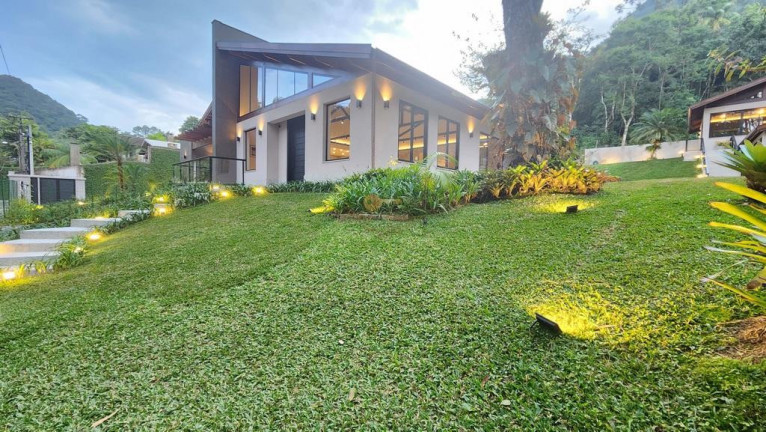 Imagem Casa com 5 Quartos à Venda, 497 m² em Granja Comary - Teresópolis Imagem Casa com 5 Quartos à Venda, 497 m² em Granja Comary - Teresópolis