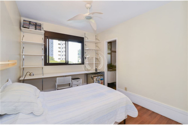 Imagem Apartamento com 4 Quartos à Venda, 210 m² em Real Parque - São Paulo Imagem Apartamento com 4 Quartos à Venda, 210 m² em Real Parque - São Paulo