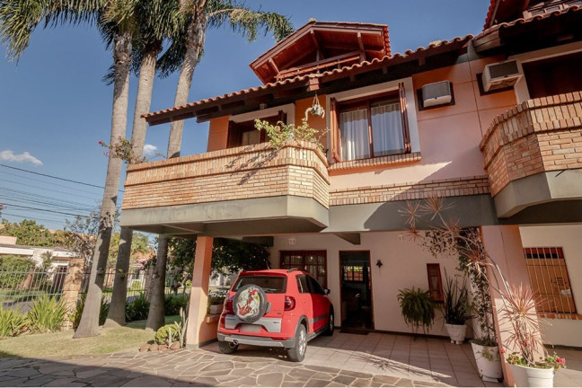 Imagem Casa de Condomínio com 3 Quartos à Venda, 230 m² em Tristeza - Porto Alegre Imagem Casa de Condomínio com 3 Quartos à Venda, 230 m² em Tristeza - Porto Alegre