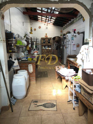 Imagem Chácara com 3 Quartos à Venda, em Mato Dentro - Mairiporã Imagem Chácara com 3 Quartos à Venda, em Mato Dentro - Mairiporã