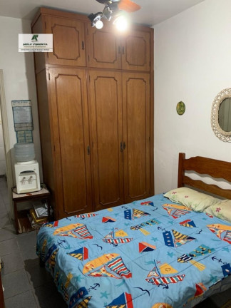 Imagem Casa com 3 Quartos à Venda, 333 m² em Gonzaga - Santos Imagem Casa com 3 Quartos à Venda, 333 m² em Gonzaga - Santos
