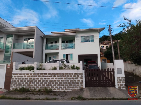 Casa com 4 Quartos à Venda, 230 m² em Saco Grande - Florianópolis