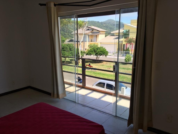 Imagem Sobrado com 3 Quartos à Venda, 450 m² em Ingleses Do Rio Vermelho - Florianópolis