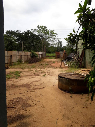 Imagem Chácara com 2 Quartos à Venda, 555 m² em São João Da Boa Vista Imagem Chácara com 2 Quartos à Venda, 555 m² em São João Da Boa Vista