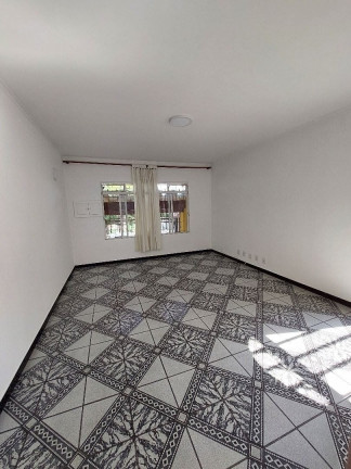 Imagem Imóvel com 3 Quartos à Venda, em Jardim Triana - São Paulo Imagem Imóvel com 3 Quartos à Venda, em Jardim Triana - São Paulo