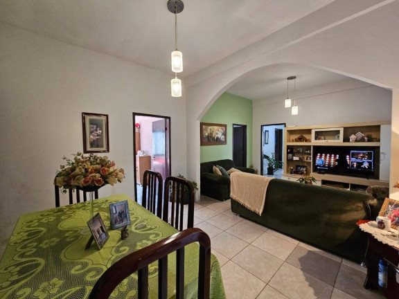 Imagem Casa com 6 Quartos à Venda, 245 m² em Balneário Barra Do Sul Imagem Casa com 6 Quartos à Venda, 245 m² em Balneário Barra Do Sul