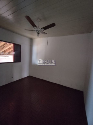 Imagem Casa com 4 Quartos à Venda, 350 m² em São Benedito - Uberaba Imagem Casa com 4 Quartos à Venda, 350 m² em São Benedito - Uberaba