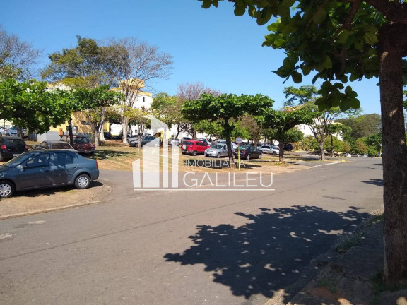 Imagem Apartamento com 3 Quartos à Venda, 76 m² em Jardim Pacaembu - Campinas