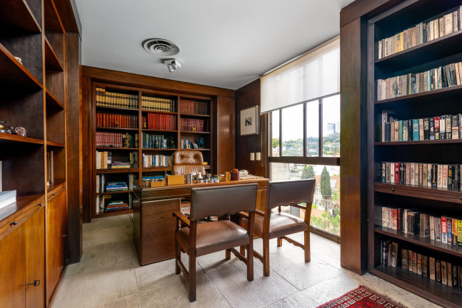 Imagem Casa com 4 Quartos para Alugar, 885 m² em Pacaembu - São Paulo