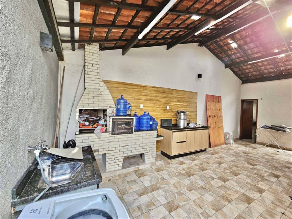 Imagem Casa com 3 Quartos à Venda, 250 m² em Solemar - Praia Grande Imagem Casa com 3 Quartos à Venda, 250 m² em Solemar - Praia Grande