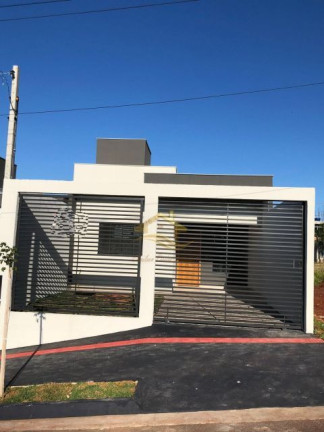 Casa com 3 Quartos à Venda, 82 m² em Olímpico - Londrina