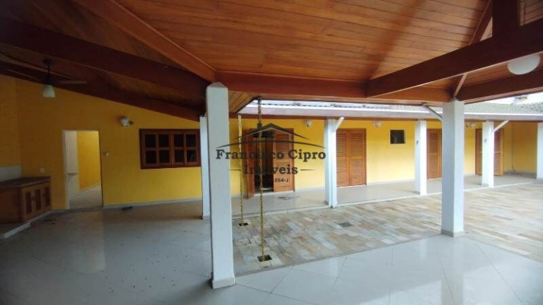 Imagem Casa com 3 Quartos à Venda, 387 m² em Portal Das Colinas - Guaratinguetá Imagem Casa com 3 Quartos à Venda, 387 m² em Portal Das Colinas - Guaratinguetá