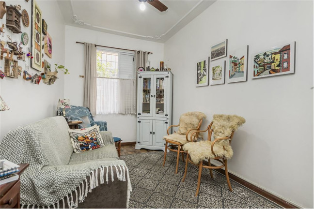 Imagem Apartamento com 3 Quartos à Venda, 83 m² em Auxiliadora - Porto Alegre Imagem Apartamento com 3 Quartos à Venda, 83 m² em Auxiliadora - Porto Alegre