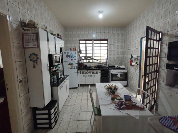 Imagem Casa com 2 Quartos à Venda, 52 m² em Figueira - Guaratinguetá Imagem Casa com 2 Quartos à Venda, 52 m² em Figueira - Guaratinguetá