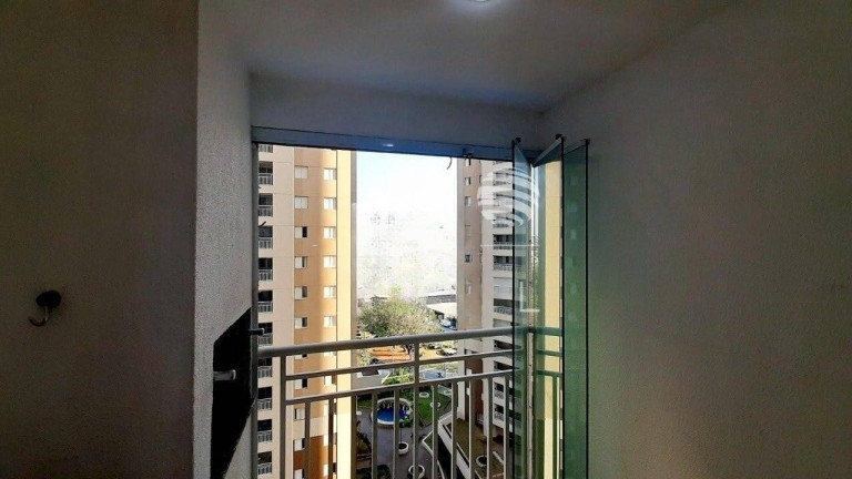 Apartamento com 3 Quartos para Alugar, 72 m² em Jardim Tupanci - Barueri