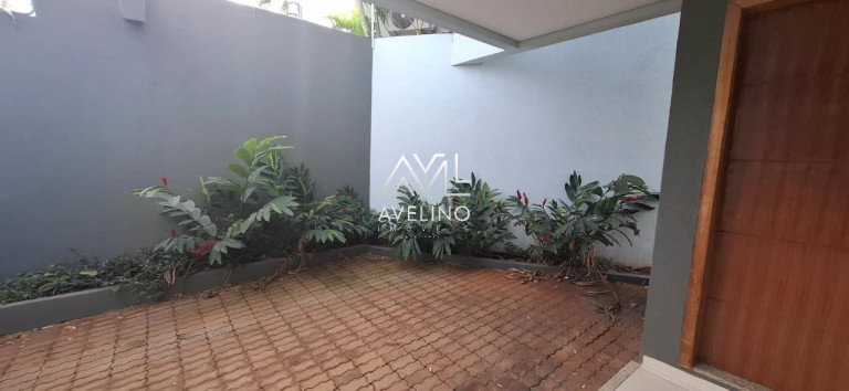 Imagem Sobrado com 2 Quartos para Alugar, 10 m² em Centro - Campo Grande Imagem Sobrado com 2 Quartos para Alugar, 10 m² em Centro - Campo Grande