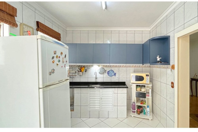 Imagem Apartamento com 3 Quartos à Venda, 100 m² em São João - Porto Alegre Imagem Apartamento com 3 Quartos à Venda, 100 m² em São João - Porto Alegre