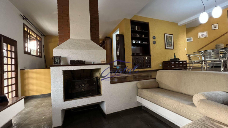 Imagem Casa com 3 Quartos à Venda, 324 m² em Granja Viana - Cotia Imagem Casa com 3 Quartos à Venda, 324 m² em Granja Viana - Cotia