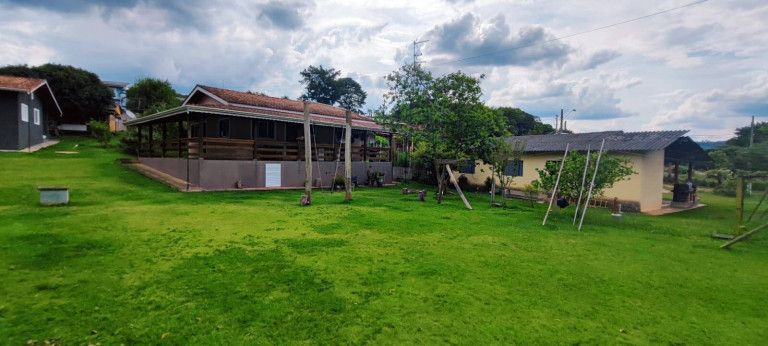 Imagem Casa com 2 Quartos à Venda, 635 m² em Rosário - Atibaia Imagem Casa com 2 Quartos à Venda, 635 m² em Rosário - Atibaia