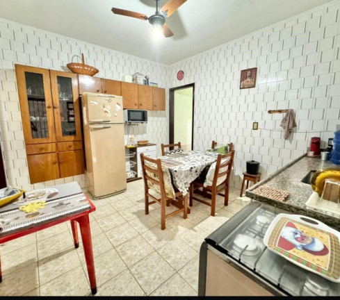 Imagem Imóvel com 2 Quartos à Venda, 83 m² em Caiçara - Praia Grande Imagem Imóvel com 2 Quartos à Venda, 83 m² em Caiçara - Praia Grande
