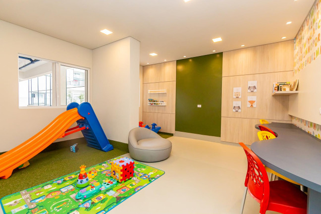 Imagem Apartamento com 2 Quartos à Venda, 61 m² em Capão Raso - Curitiba