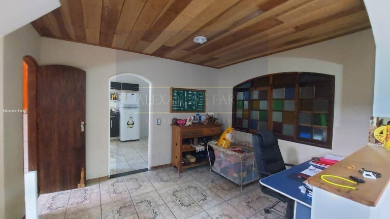 Imagem Casa com 3 Quartos à Venda, 288 m² em Itatinga - São Sebastião