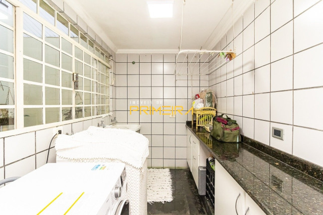 Imagem Casa com 4 Quartos à Venda, 406 m² em Centro - Pinhais