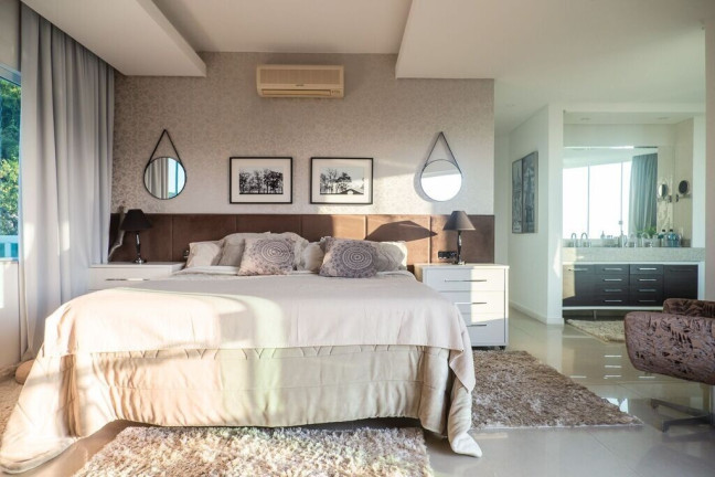 Imagem Casa com 4 Quartos à Venda, 511 m² em Pantanal - Florianópolis Imagem Casa com 4 Quartos à Venda, 511 m² em Pantanal - Florianópolis
