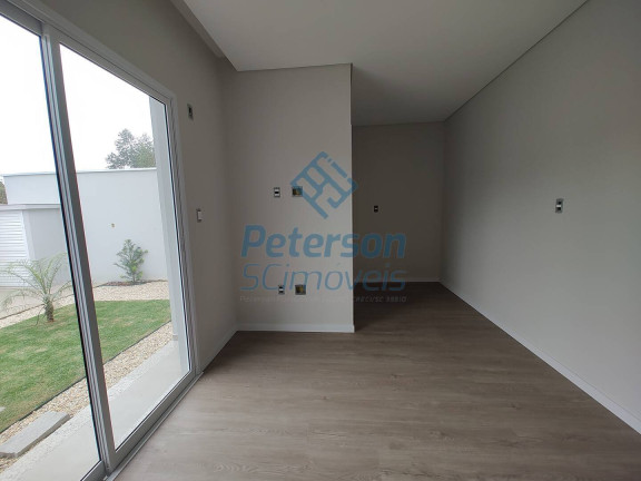 Imagem Casa com 3 Quartos à Venda, 195 m² em Centro - Guabiruba