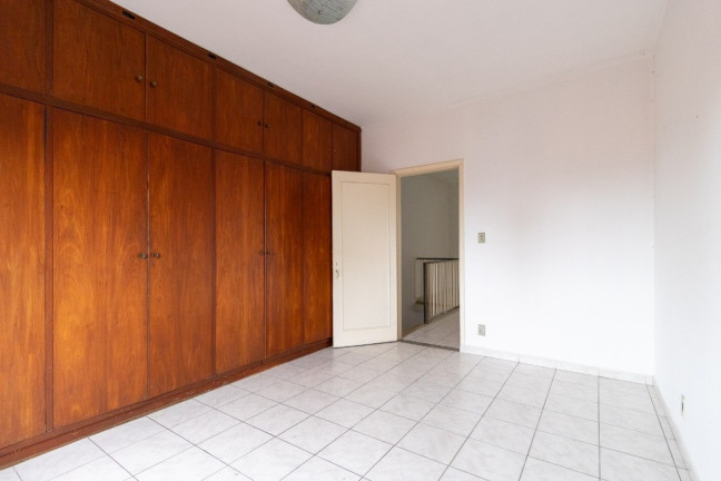 Imagem Casa com 3 Quartos à Venda, em Jardim Aeroporto - São Paulo Imagem Casa com 3 Quartos à Venda, em Jardim Aeroporto - São Paulo