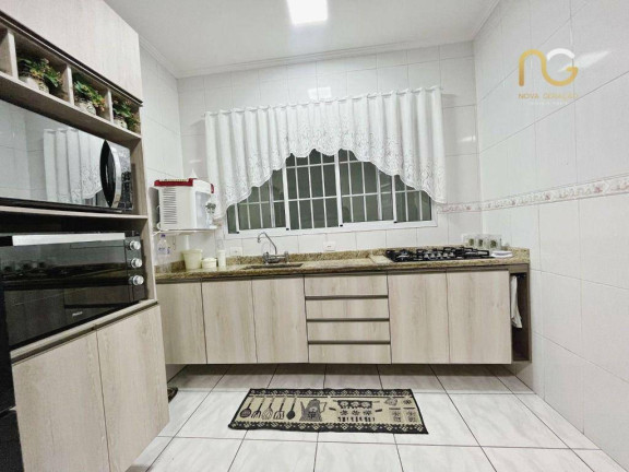 Imagem Sobrado com 3 Quartos à Venda, 125 m² em Boqueirão - Praia Grande Imagem Sobrado com 3 Quartos à Venda, 125 m² em Boqueirão - Praia Grande