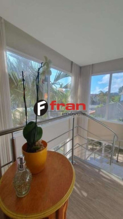 Imagem Casa com 3 Quartos à Venda, 204 m² em Córrego Grande - Florianópolis