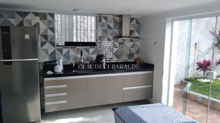Imagem Casa com 4 Quartos à Venda, 240 m² em Vila Albertina - São Paulo