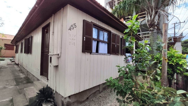 Imagem Imóvel com 1 Quarto à Venda, em Centro - Imbituba Imagem Imóvel com 1 Quarto à Venda, em Centro - Imbituba
