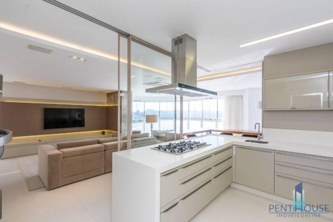 Imagem Apartamento com 4 Quartos à Venda, 237 m² em Centro - Balneário Camboriú Imagem Apartamento com 4 Quartos à Venda, 237 m² em Centro - Balneário Camboriú