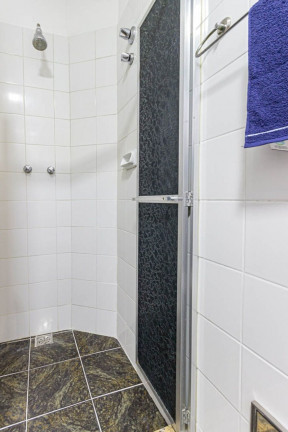 Imagem Imóvel com 1 Quarto à Venda, 45 m² em Copacabana - Rio De Janeiro Imagem Imóvel com 1 Quarto à Venda, 45 m² em Copacabana - Rio De Janeiro
