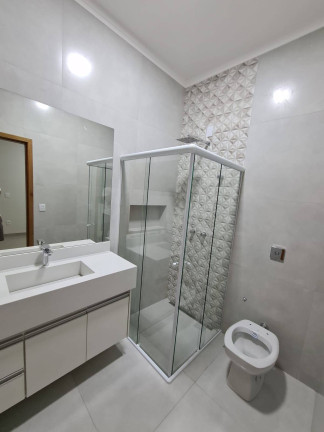 Imagem Casa com 3 Quartos à Venda, 300 m² em Bauru Imagem Casa com 3 Quartos à Venda, 300 m² em Bauru