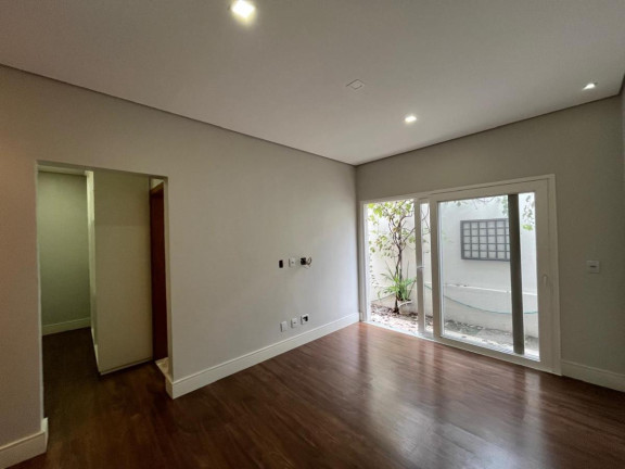 Imagem Casa com 3 Quartos à Venda, 205 m² em Jardim Itália - Cuiabá Imagem Casa com 3 Quartos à Venda, 205 m² em Jardim Itália - Cuiabá