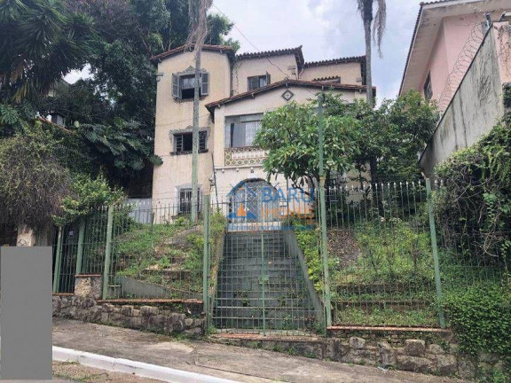 Casa com 5 Quartos à Venda, 320 m² em Pacaembu - São Paulo
