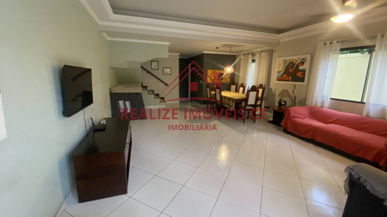 Imagem Casa com 5 Quartos para Alugar,  em São Cristóvão - Cabo Frio