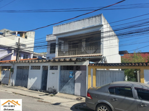 Imagem Sobrado com 6 Quartos à Venda, em Senador Camará - Rio De Janeiro Imagem Sobrado com 6 Quartos à Venda, em Senador Camará - Rio De Janeiro
