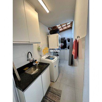 Imagem Sobrado com 3 Quartos à Venda, em Centro - Camboriú Imagem Sobrado com 3 Quartos à Venda, em Centro - Camboriú