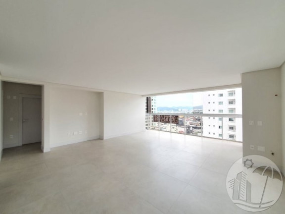 Imagem Apartamento com 3 Quartos à Venda, 195 m² em Centro - Balneário Camboriú Imagem Apartamento com 3 Quartos à Venda, 195 m² em Centro - Balneário Camboriú