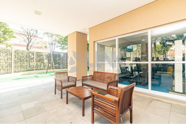 Imagem Apartamento com 3 Quartos à Venda, 70 m² em Passo Da Areia - Porto Alegre