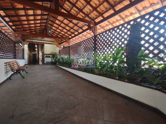 Apartamento com 3 Quartos à Venda, 131 m² em Alto - Teresópolis