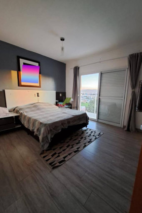 Imagem Casa de Condomínio com 3 Quartos à Venda, 260 m²