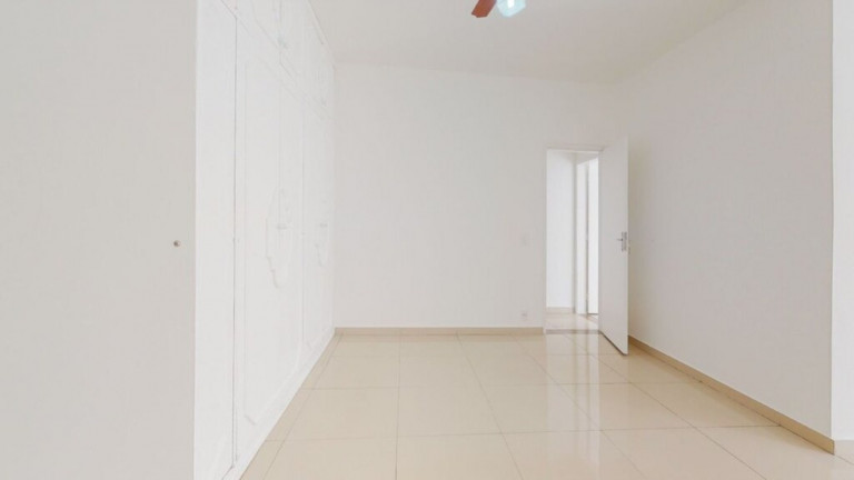 Imagem Imóvel com 3 Quartos à Venda, 130 m² em Flamengo - Rio De Janeiro Imagem Imóvel com 3 Quartos à Venda, 130 m² em Flamengo - Rio De Janeiro