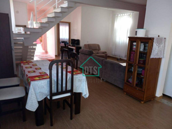 Sobrado com 4 Quartos para Alugar, 80 m² em Boracéia - Bertioga