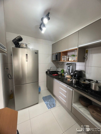 Imagem Apartamento com 3 Quartos à Venda, 68 m² em Itapuã - Salvador