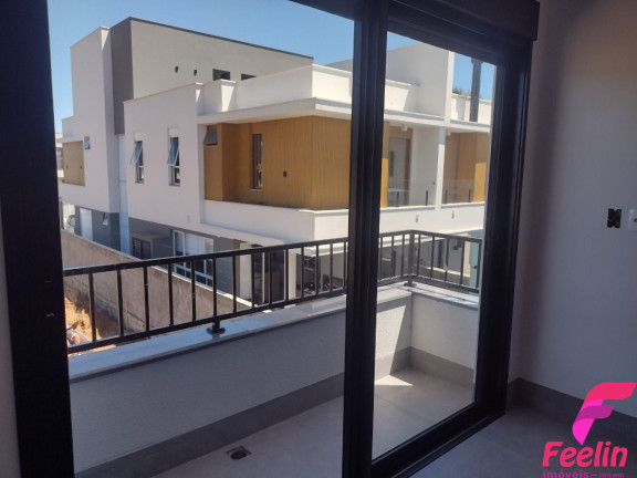 Imagem Casa com 3 Quartos à Venda, 140 m² em Campeche - Florianópolis Imagem Casa com 3 Quartos à Venda, 140 m² em Campeche - Florianópolis